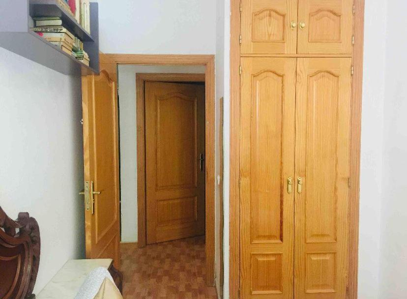 Acogedoras Habitaciones En Madrid Esterno foto
